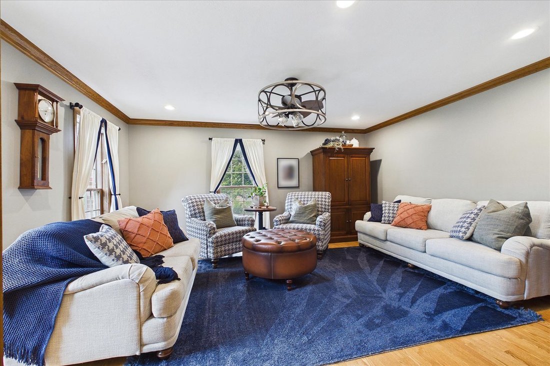House in Sycamore, Illinois, United States 3 - 18354649
