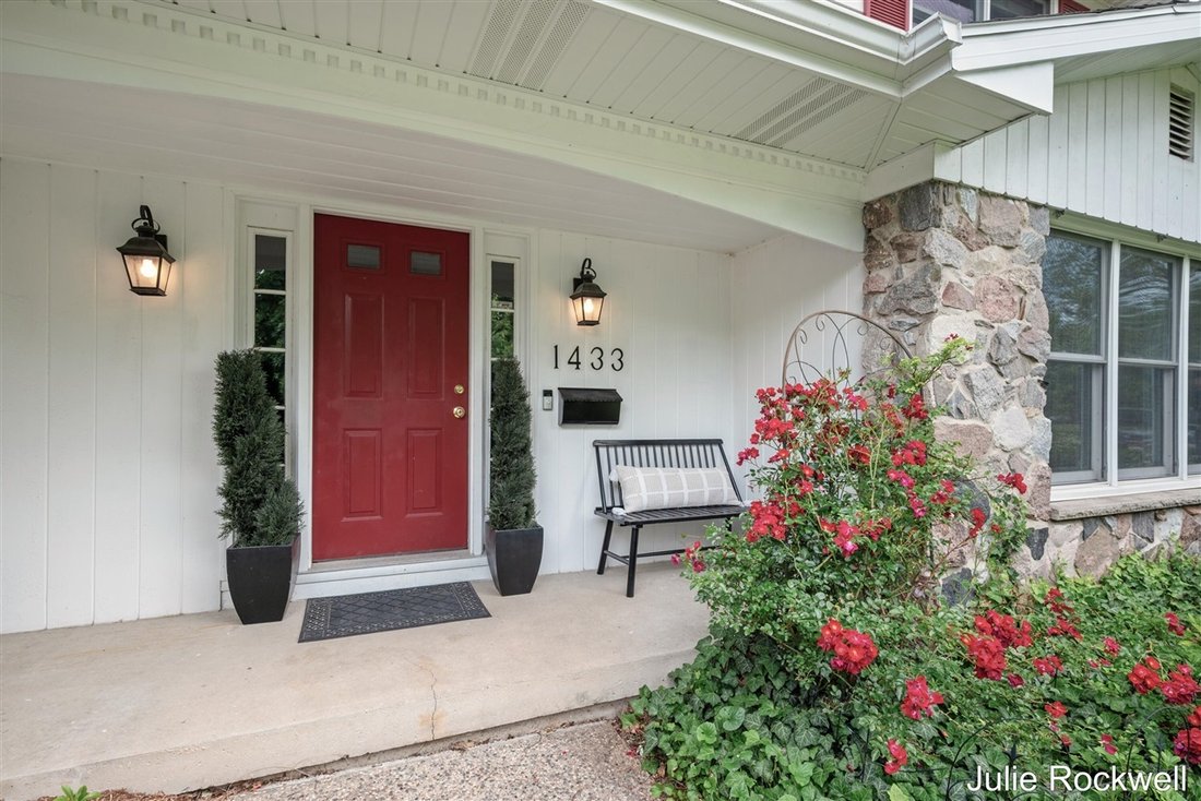 House in East Grand Rapids, Michigan, United States 4 - 18307213