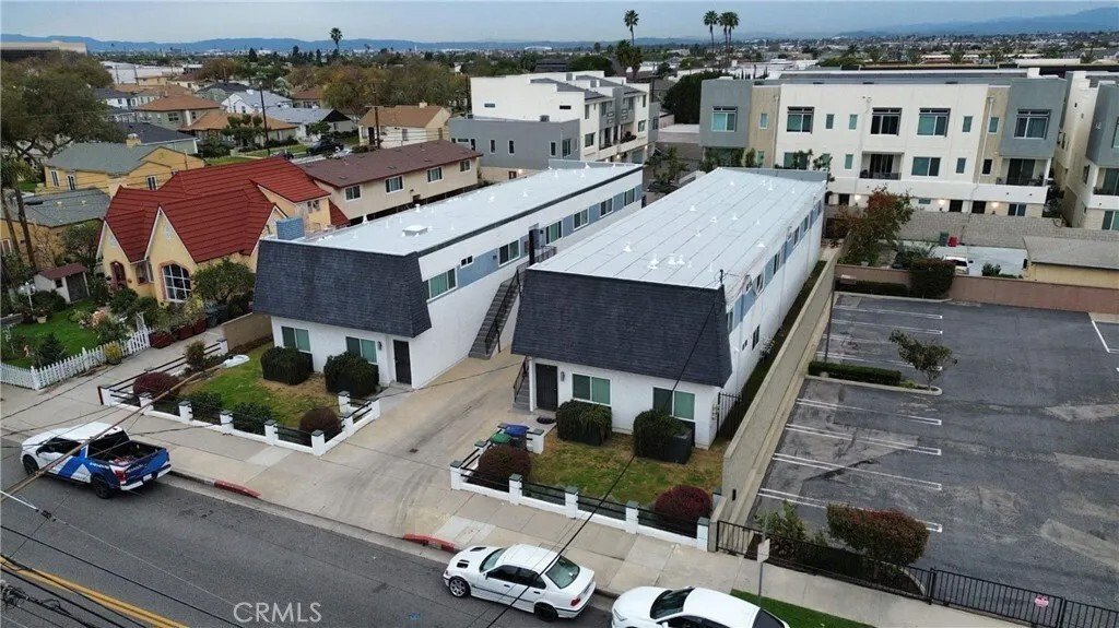 Gardena, California, United States 2 - 18354827