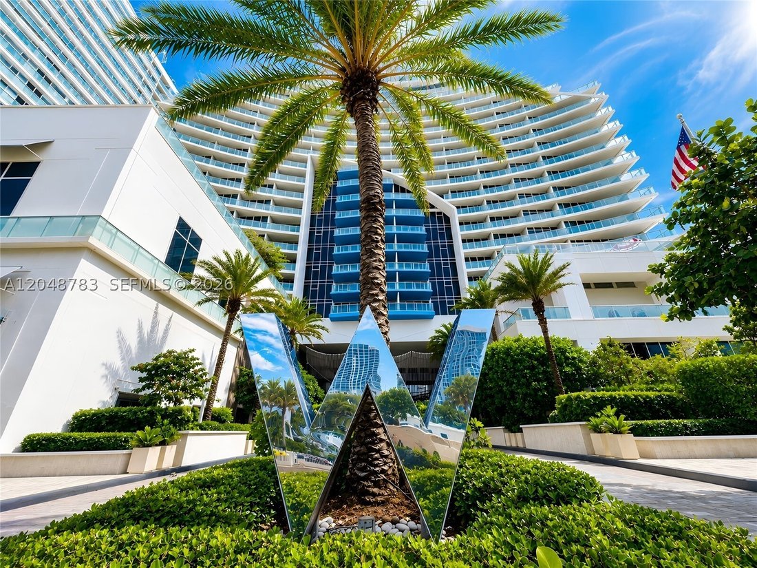 Fort Lauderdale, Florida, United States 1 - 18354291