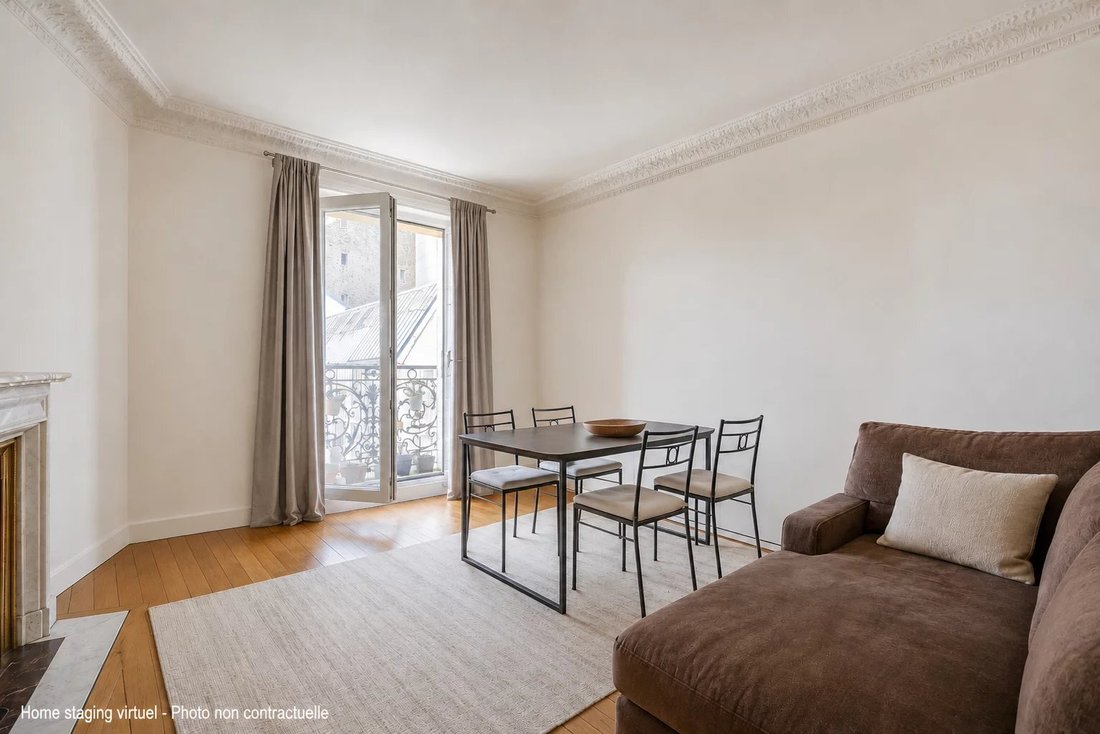 Apartment in Montmartre, Paris 18e Arrondissement, Paris 1 - 18353378