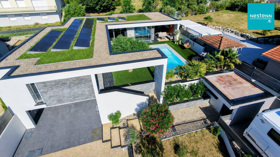 House in Grande Couronne, Saint-Just-Saint-Rambert, France 4 - 18350906
