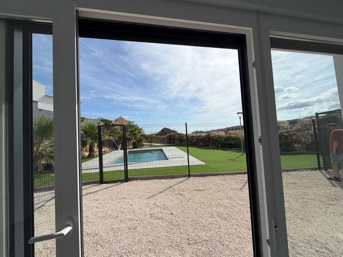 House in la Vila Joiosa / Villajoyosa, Valencian Community, Spain 4 - 18355816