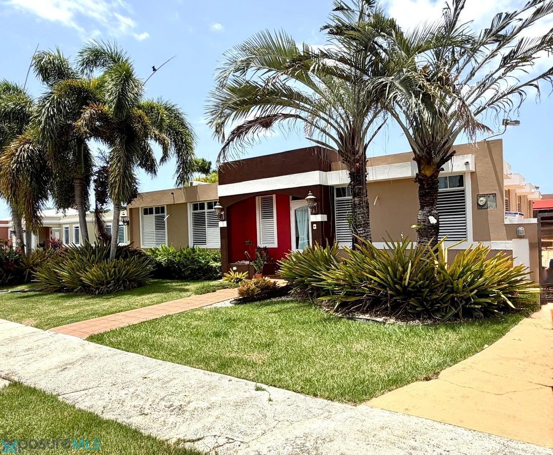 House in Arenales, Aguadilla, Puerto Rico 2 - 18352780