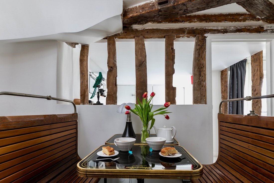 Apartment in Montorgueil-Saint Denis, Paris 2e Arrondissement, Paris 5 - 18356559