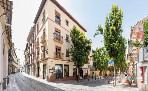 Apartment in Centro, Granada, Spain 1