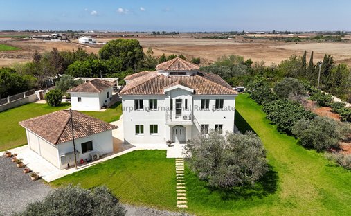 Villa in Güvercinlik, Famagusta, Cyprus 1