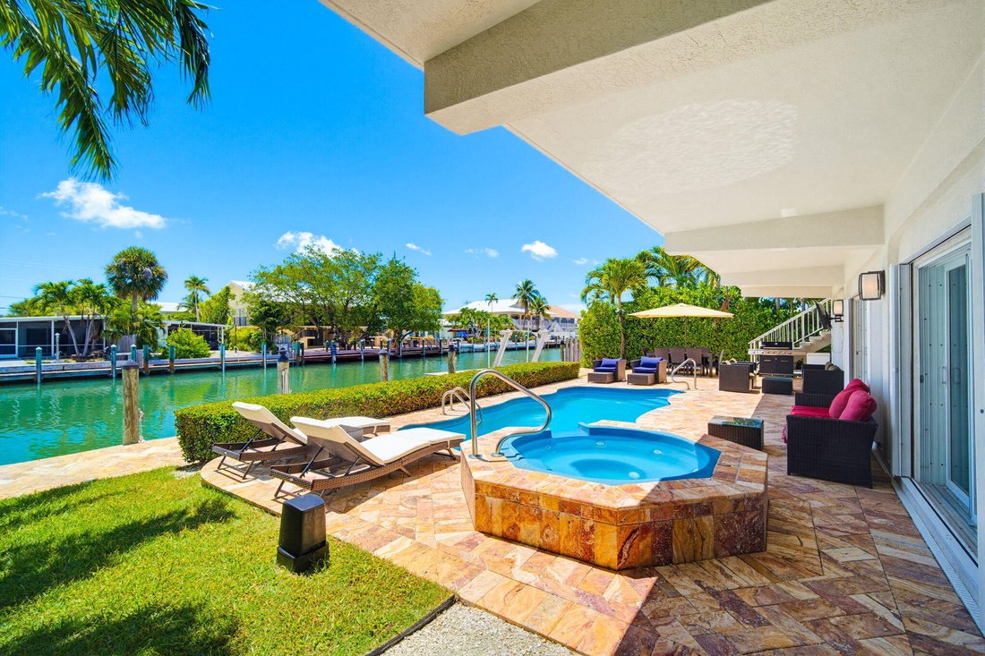 Townhouse in Marathon, Florida, United States 3 - 18353113