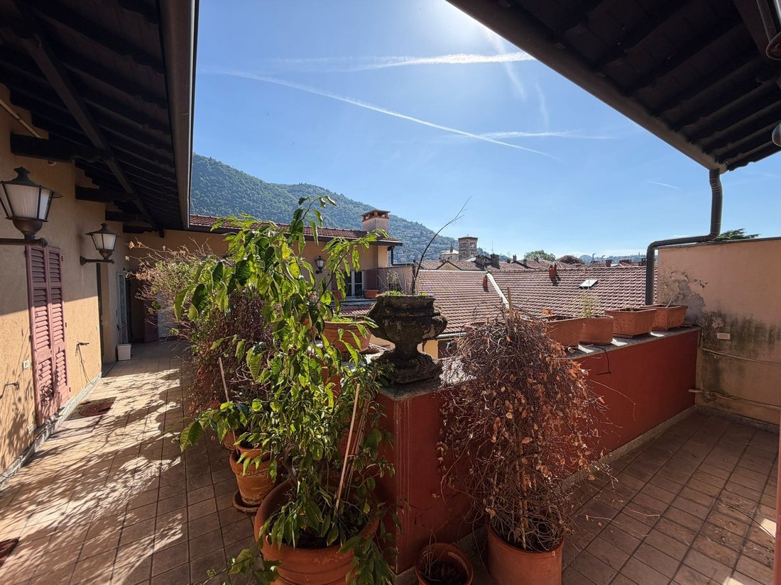 Apartment in Historic Center, Como, Lombardy 5 - 18344418
