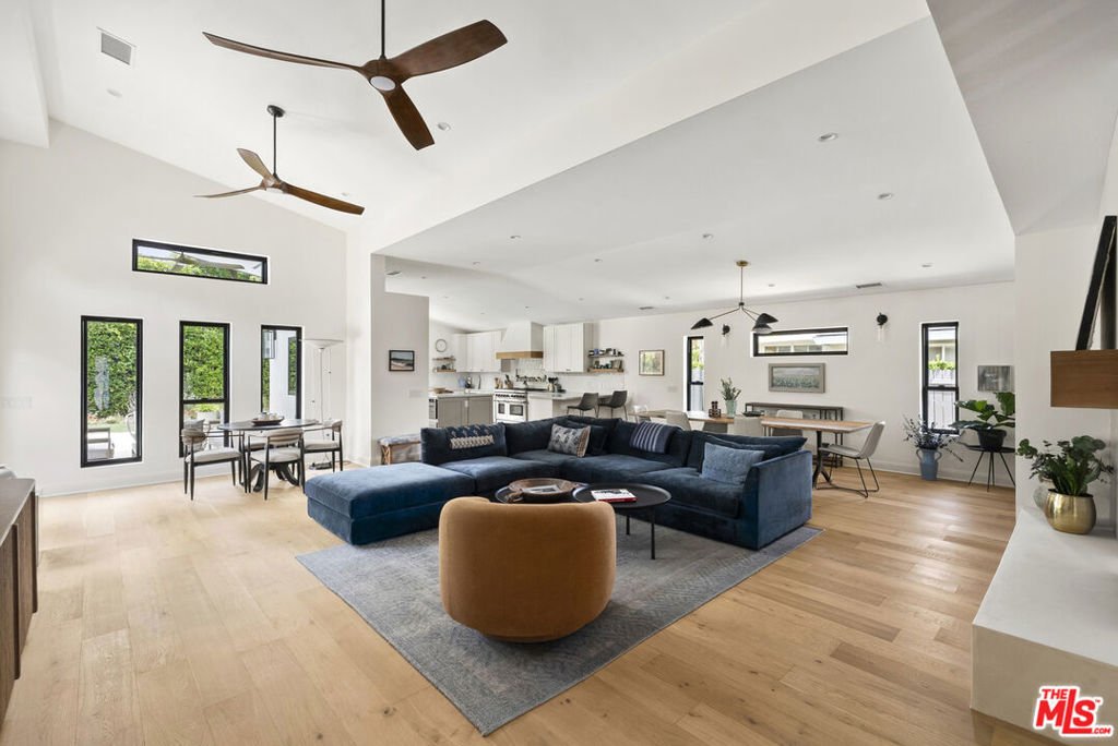 House in Thousand Oaks, California, United States 1 - 18354966