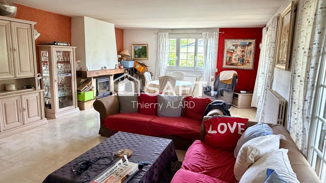 House in Domont, Ile-de-France, France 3 - 18353026