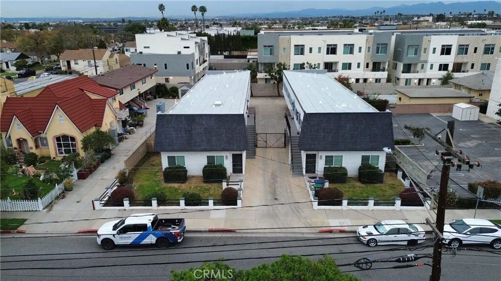 Gardena, California, United States 3 - 18354827