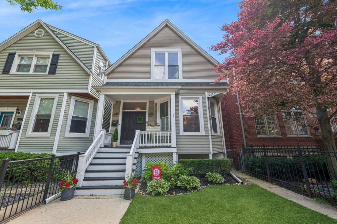 House in Chicago, Illinois, United States 1 - 18356418