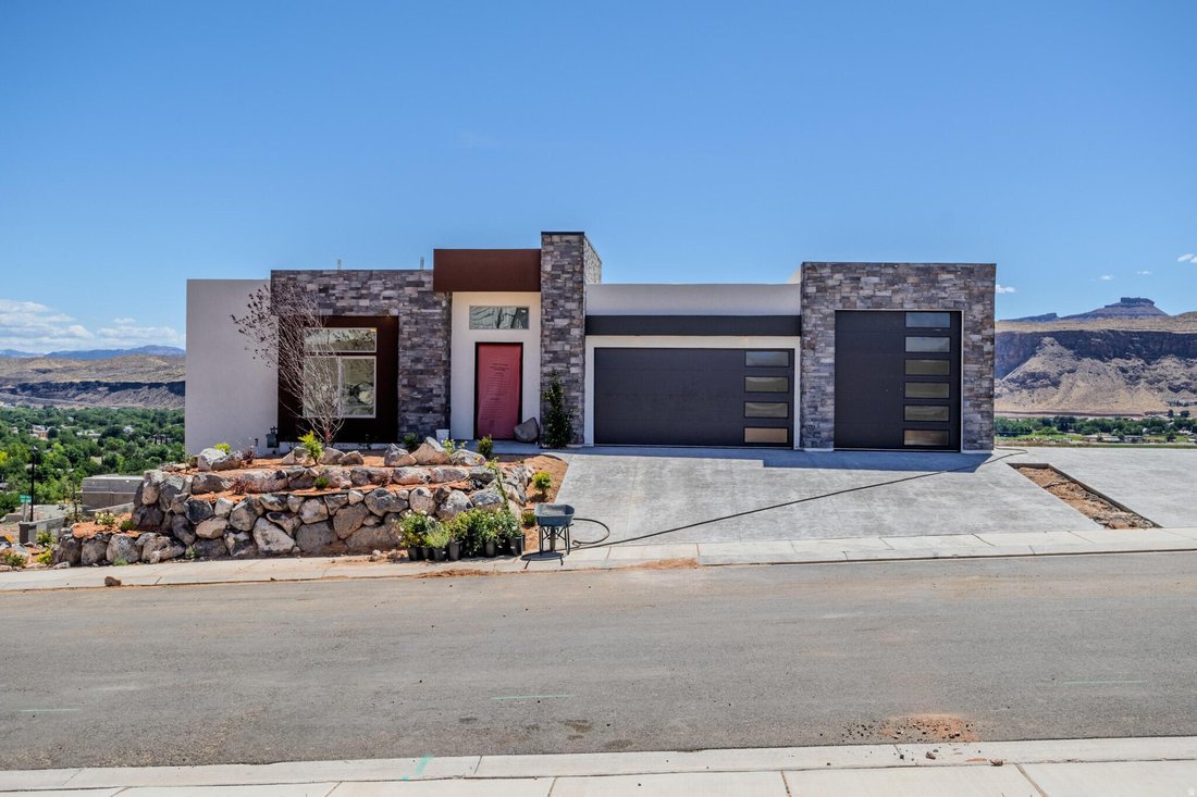 House in Hurricane, Utah, United States 1 - 18353943