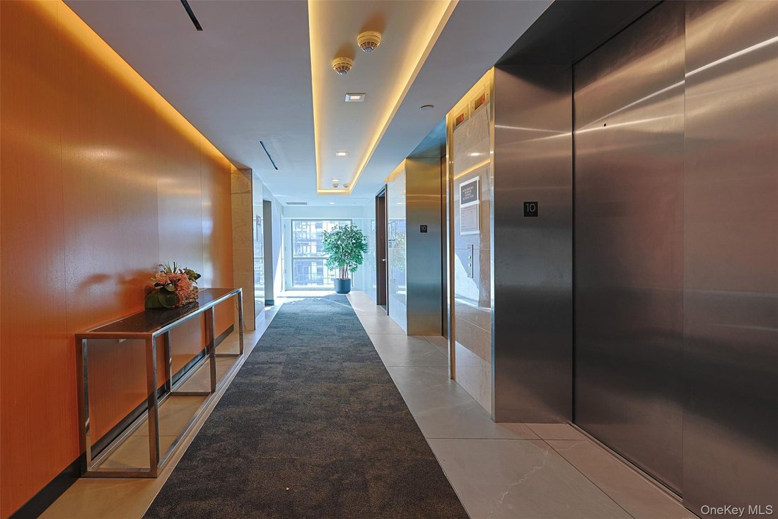 Condo in New York, New York, United States 3 - 18354940