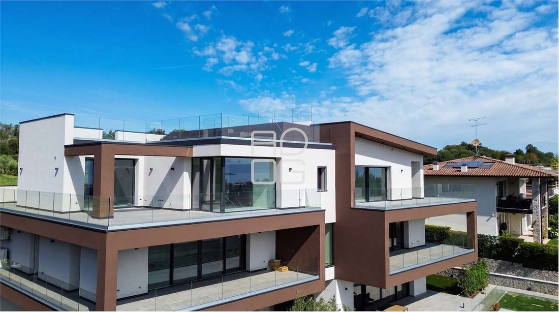 Apartment in Desenzanino, Desenzano del Garda, Lombardy 5 - 13031566
