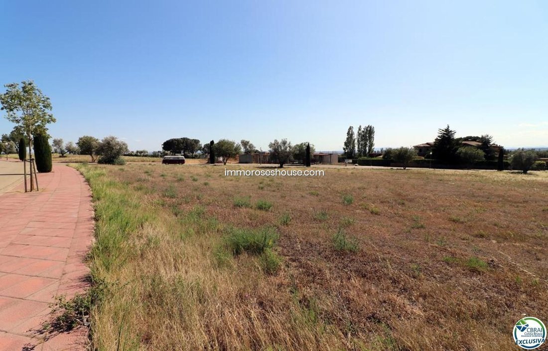 Land in Peralada, Catalonia, Spain 1 - 18351055