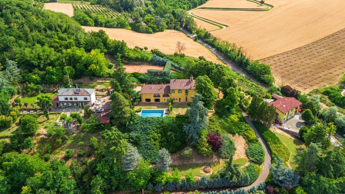 Villa in Saint Michael - Valmadonna, Alessandria, Piedmont 1 - 18356380