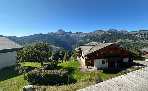 Chalet in Crest-Voland, Auvergne-Rhône-Alpes, France 1