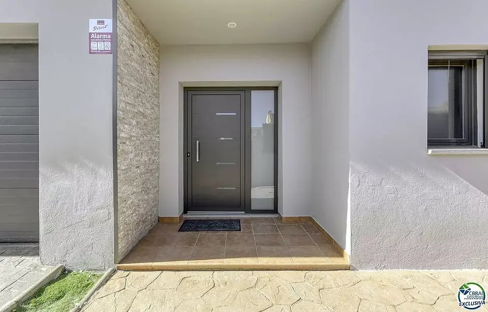House in Roses, Catalonia, Spain 2 - 18352322