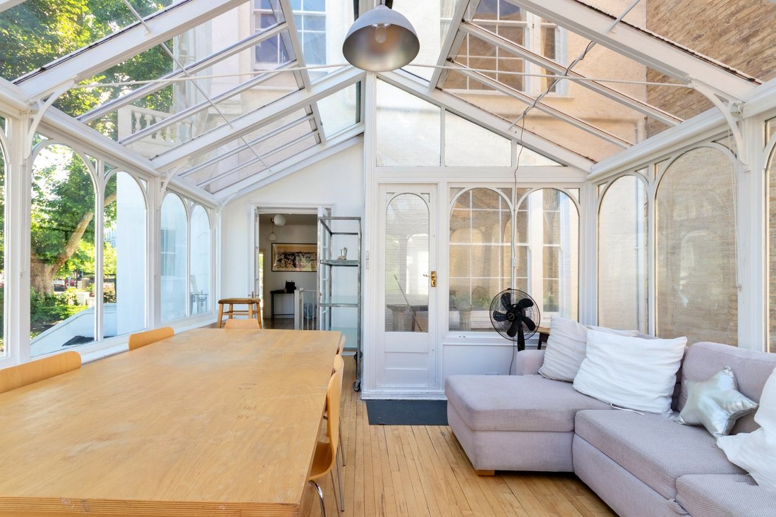 Condo in Ladbroke Grove, Kensington And Chelsea, England 3 - 18352444
