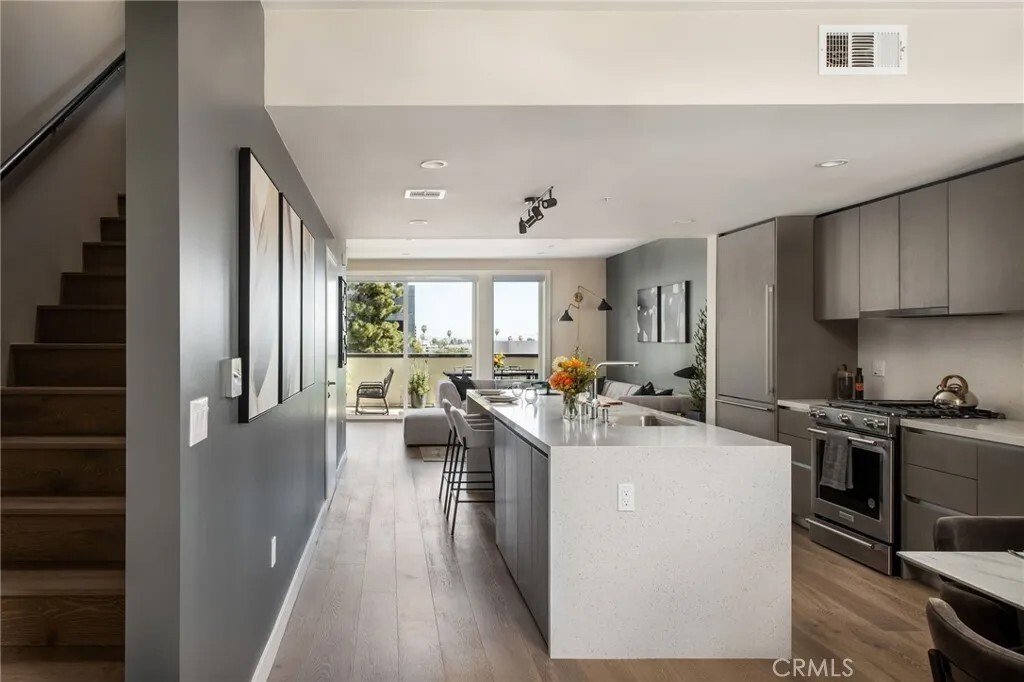 Condo in Altadena, California, United States 4 - 17979925