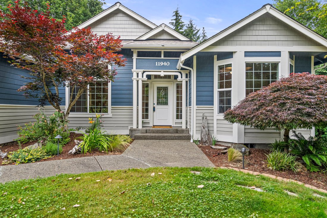 House in Rainier, Washington, United States 3 - 17820844
