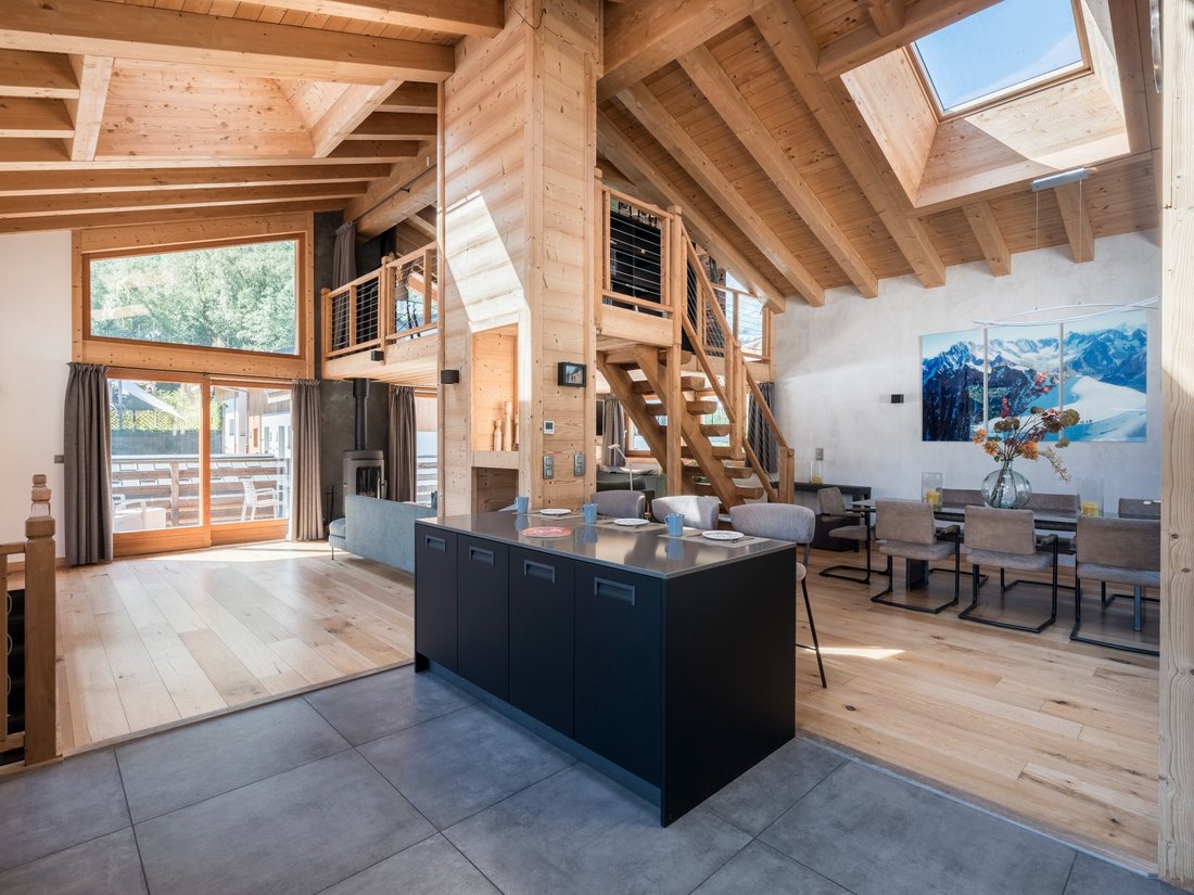 House in Chamonix-Mont-Blanc, Auvergne-Rhône-Alpes, France 4 - 18355428
