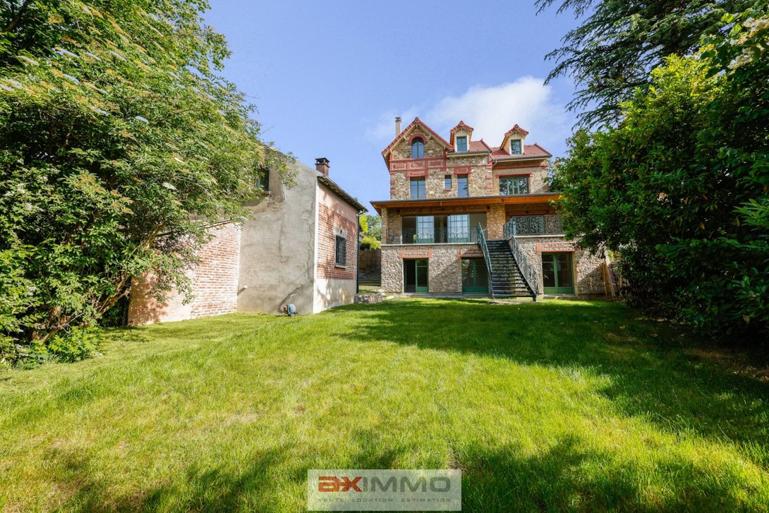 House in Saint-Cloud, Ile-de-France, France 2 - 18351749