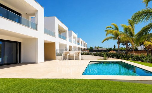 House in Quarteira, Algarve, Portugal 1