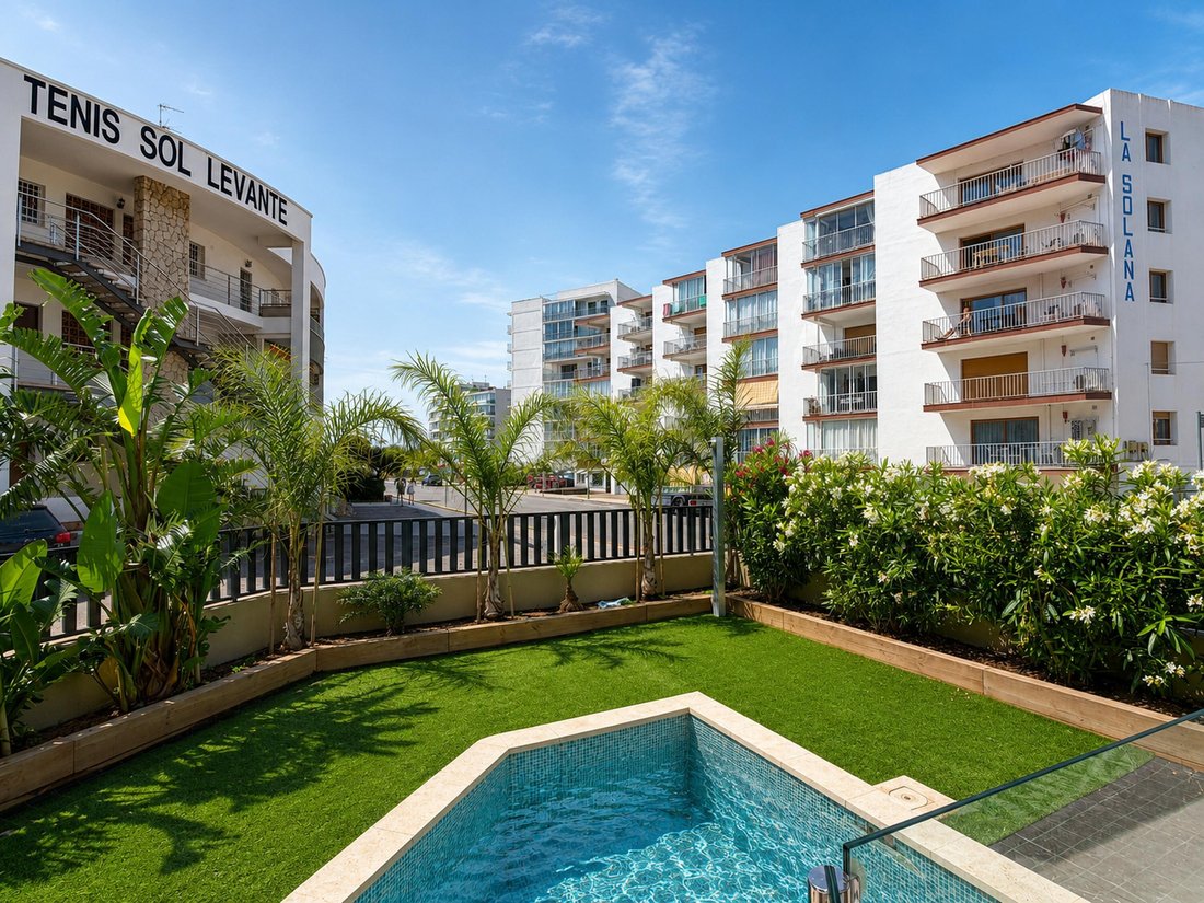 Apartment in Roses, Catalonia, Spain 2 - 18351678