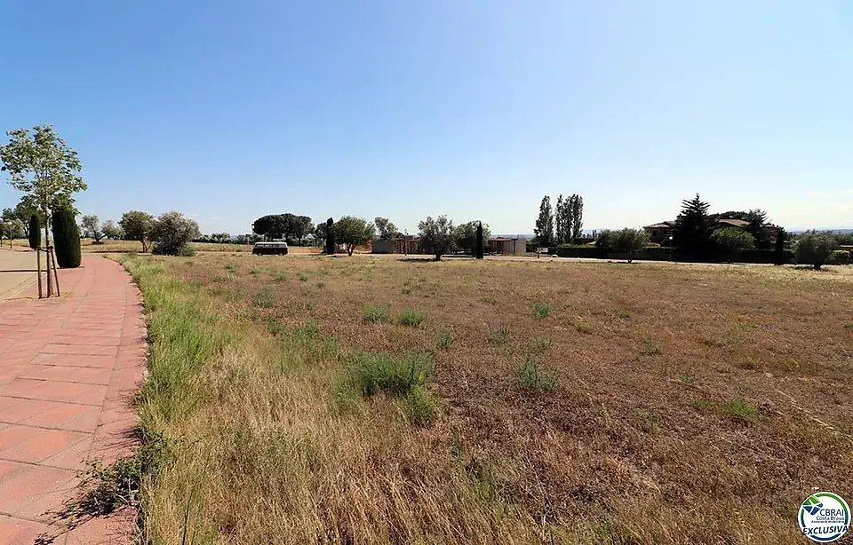 Land in Peralada, Catalonia, Spain 1 - 18351137