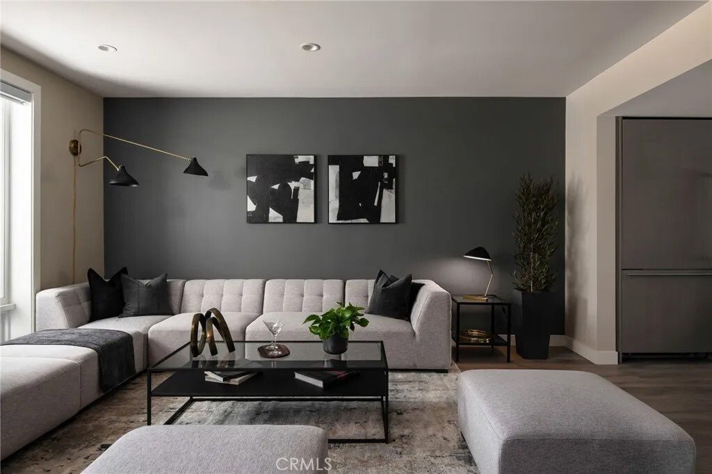 Condo in Altadena, California, United States 5 - 17979925
