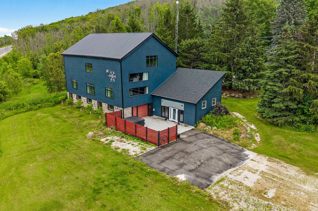 House in Meaford, Ontario, Canada 1 - 17918246
