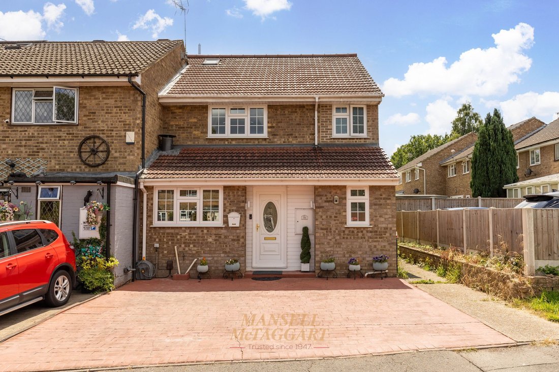 House in Pound Hill, Crawley, England 1 - 18352466