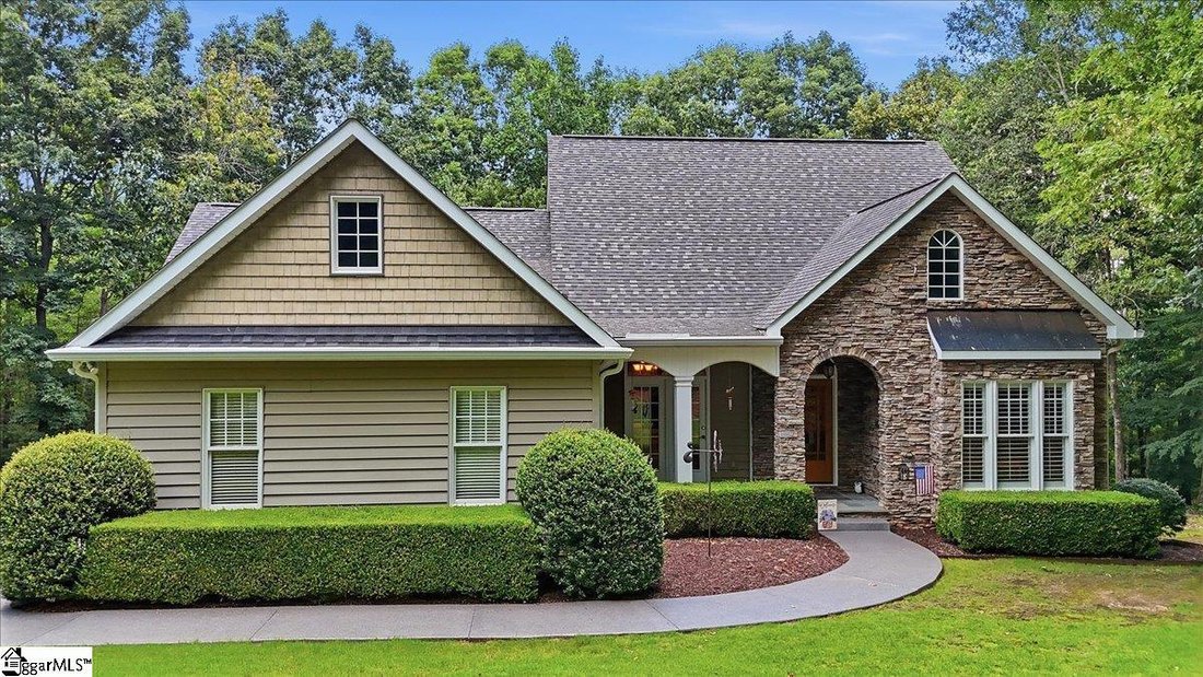 House in Taylors, South Carolina, United States 1 - 18354366