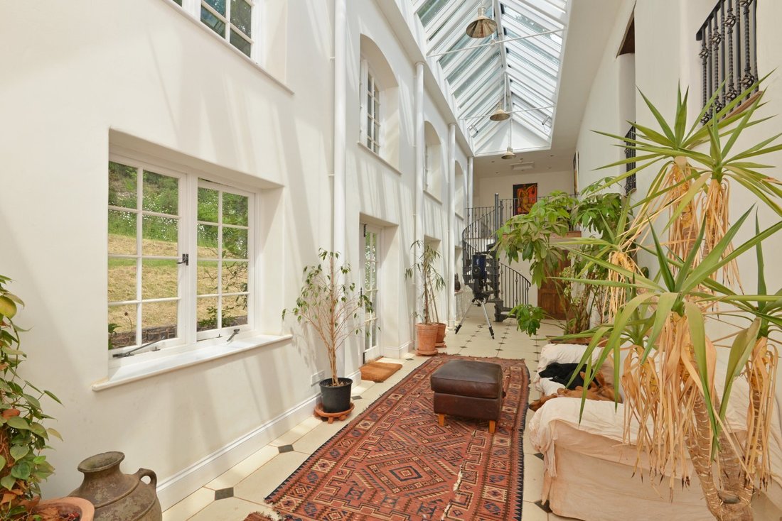 House in Devon, England 5 - 18351616