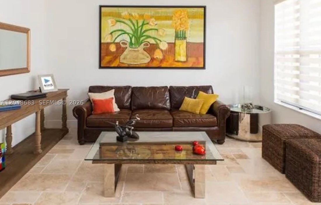 Townhouse in Miami Springs, Florida, United States 4 - 18354339