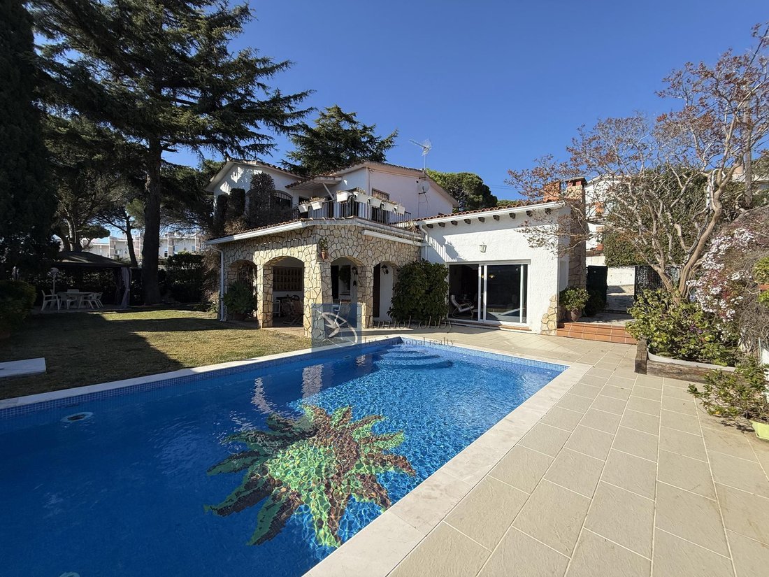 House in s'Agaro, Platja d'Aro, Catalonia 1 - 18351664