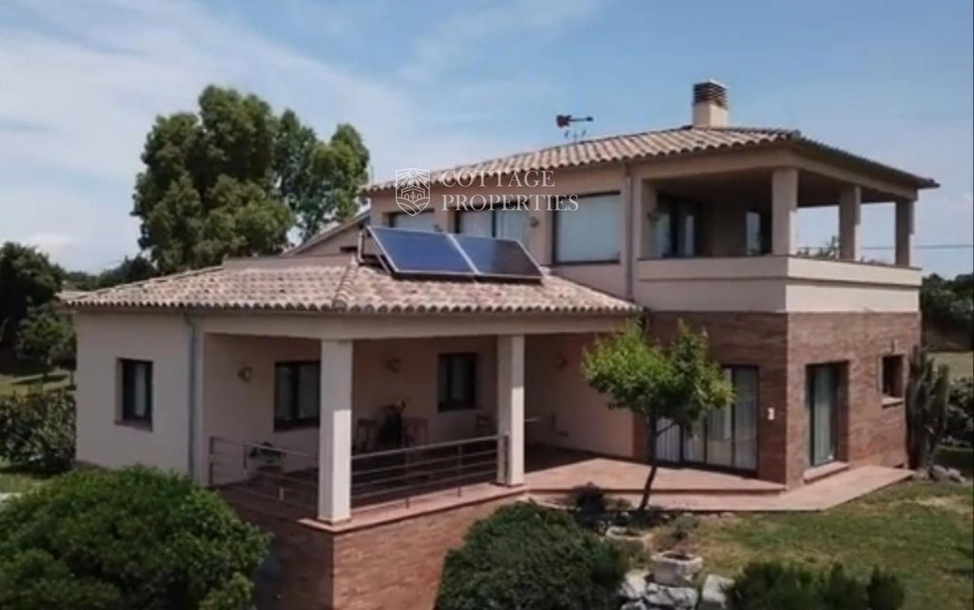 Villa in Palau de Santa Eulalia, Catalonia, Spain 1 - 18353044