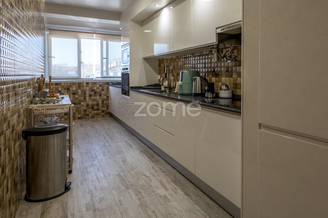Apartment in Cascais e Estoril, Lisbon, Portugal 1 - 18355560