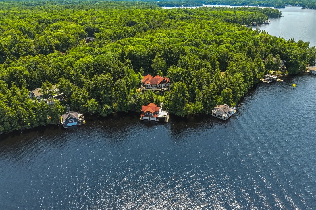 House in Muskoka Lakes, Ontario, Canada 2 - 18353015