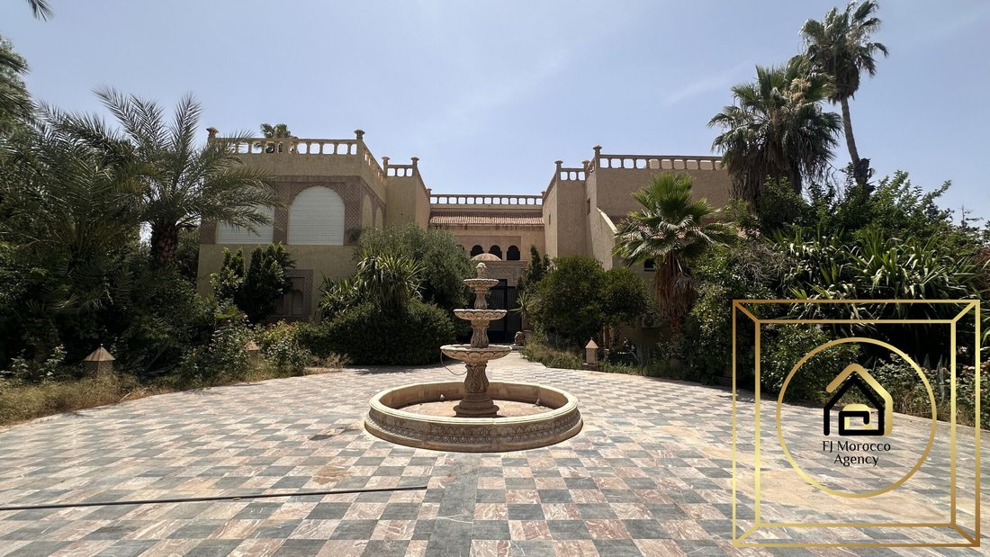 Villa in Marrakesh, Marrakesh-Safi, Morocco 1 - 18356512