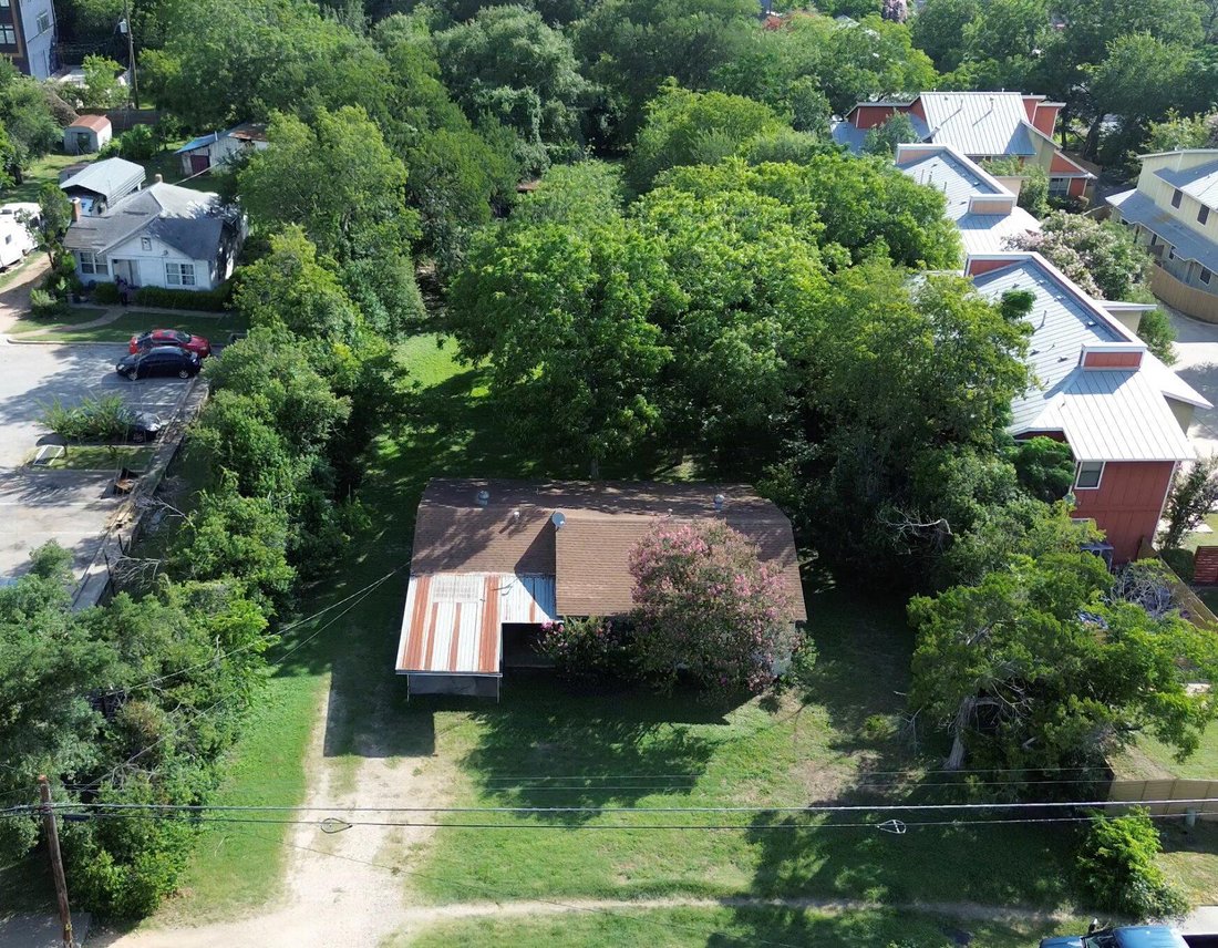 House in Austin, Texas, United States 5 - 18353634