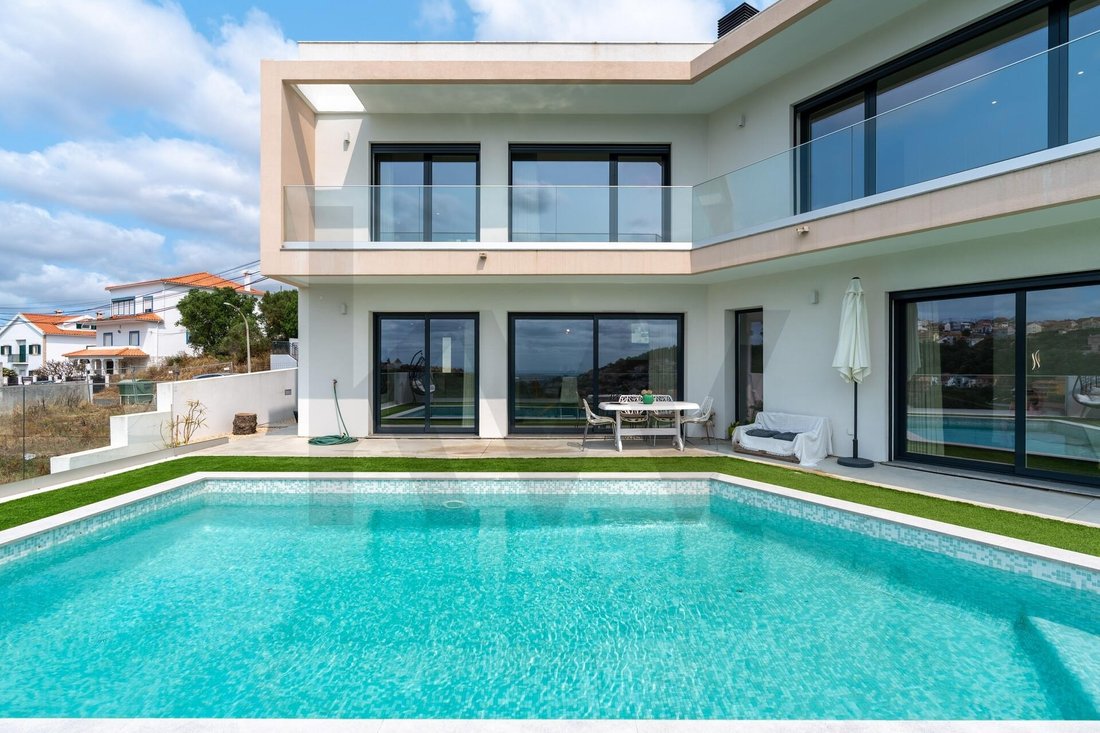 House in Ramada e Canecas, Lisbon, Portugal 1 - 18350808