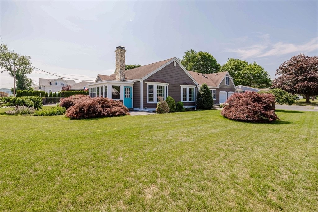 House in Somerset, Massachusetts, United States 2 - 18353725