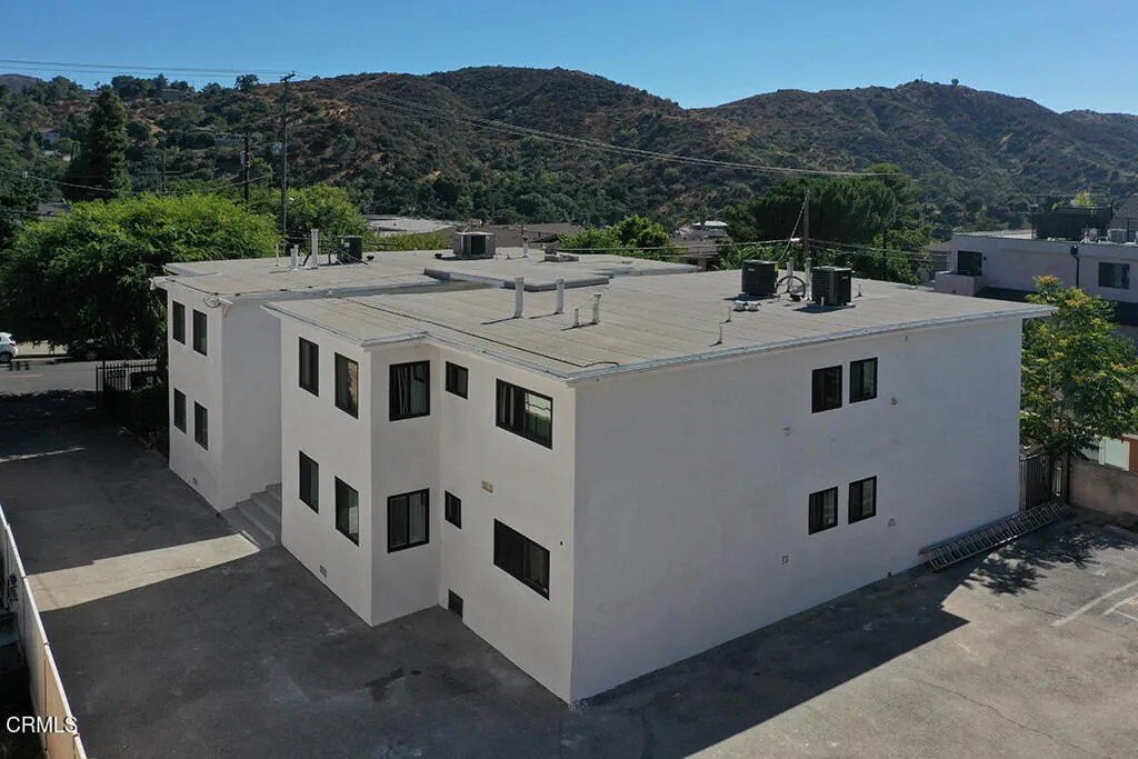 Los Angeles, California, United States 2 - 18354751