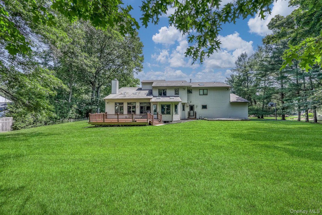 House in Montebello, New York, United States 5 - 18354904