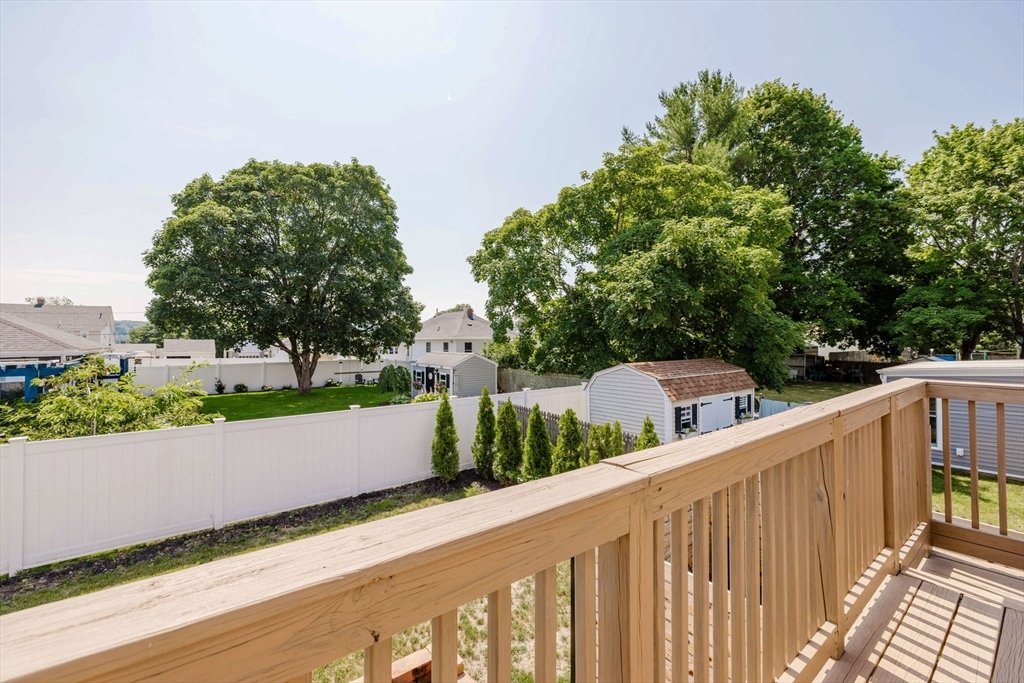 House in Somerset, Massachusetts, United States 4 - 18353725