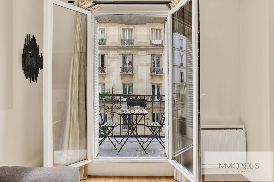 Apartment in Clignancourt-Jules Joffrin, Paris 18e Arrondissement, Paris 2 - 18353384